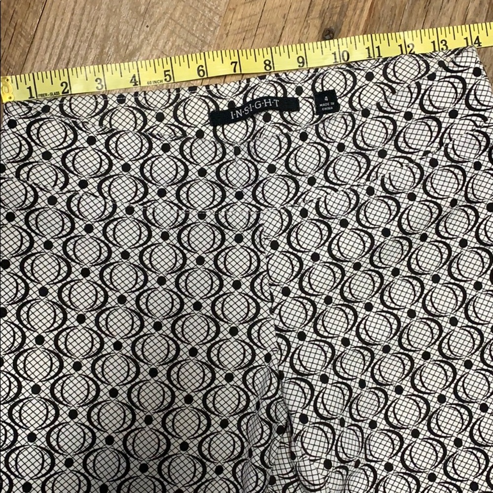 INSIGHTsize 4 printed pants - Picture 3 of 8